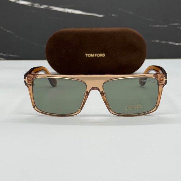 NEW TOM FORD TF999 45N UNISEX SUNGLASSES TOM FORD PHILIPPE-02 FT0999/S - Picture 2 of 11